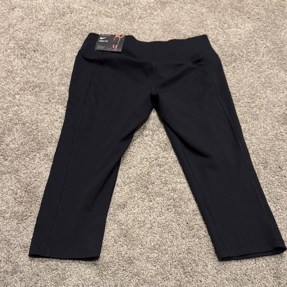 Nike Black Athletic Cropped Pants